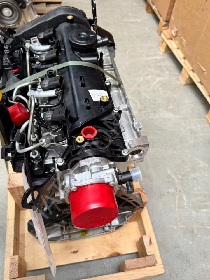 KOMPLE MOTOR K9K